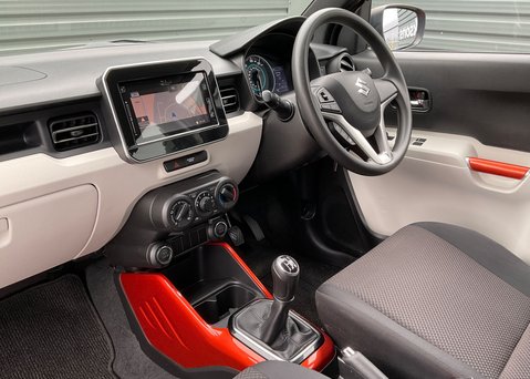 Suzuki Ignis SZ-T DUALJET 14