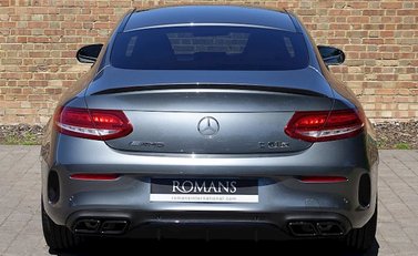 Mercedes-Benz C Class C63 S Coupe 23