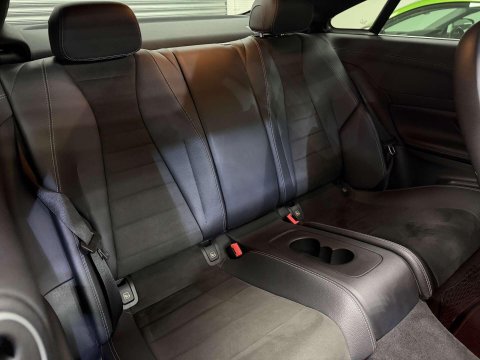Mercedes-Benz E Class 2.0 E220d AMG Line (Premium) Coupe 2dr Diesel G-Tronic+ Euro 6 (s/s) (194 p 40