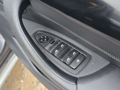 BMW X1 2.0 18d xLine SUV 5dr Diesel Auto xDrive Euro 6 (s/s) (150 ps) 25