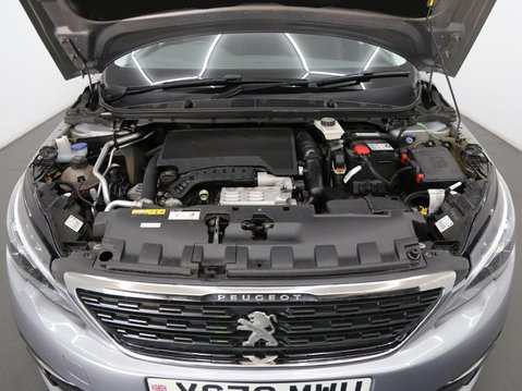 Peugeot 308 1.2 PureTech GPF Allure Euro 6 (s/s) 5dr 26