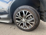 Mitsubishi Outlander DI-D 3 13