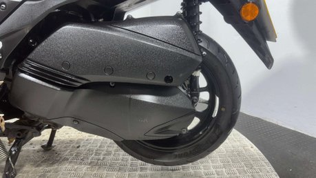 Yamaha Tricity 300 2024 ONLY 443 MILES!! 3 WHEELER TRIKE RIDE ON A CAR LICENCE 300CC 35