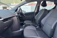 Peugeot 207 VERVE.. 9 SERVICES.. INCLUDING CAMBELT.. LOW INSURANCE.. PERFECT FIRST CAR  5