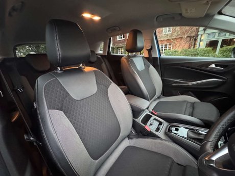Vauxhall Grandland X 1.2 Grandland X Elite Nav T S/S 5dr 17