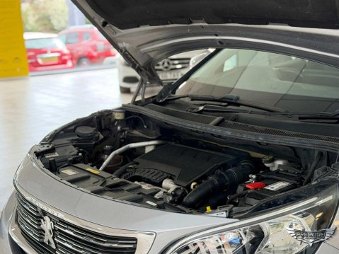 Peugeot 5008 1.2 PureTech Allure EAT Euro 6 (s/s) 5dr 97