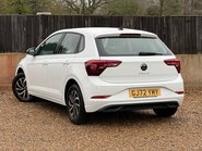 Volkswagen Polo LIFE TSI 2