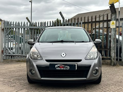 Renault Clio DYNAMIQUE TOMTOM 16V 7