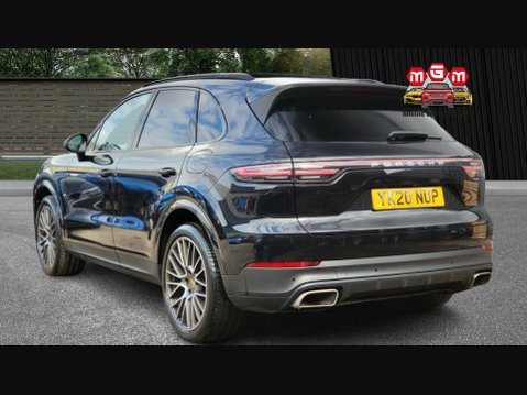 Porsche Cayenne V6 8