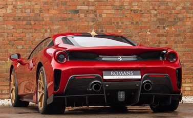 Ferrari 488 Pista 3