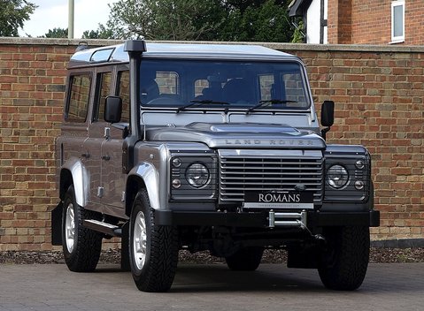 Land Rover 110 XS 1