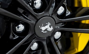 Ferrari GTC4 Lusso V12 24