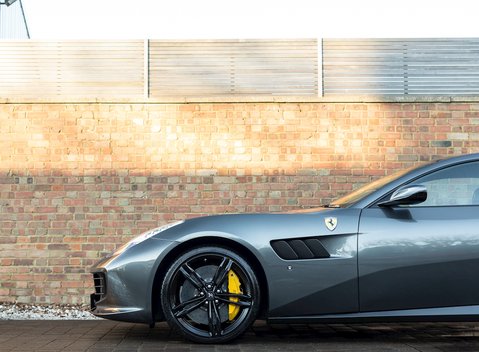 Ferrari GTC4 Lusso 28