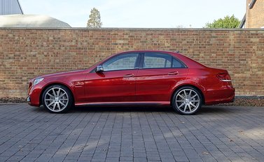Mercedes-Benz E Class AMG 17