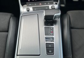 Audi A6 AVANT TDI QUATTRO S LINE AUTO 44