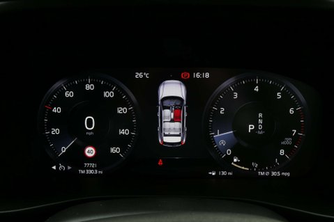 Volvo XC40 2.0 XC40 R-Design T4 Auto 5dr 26