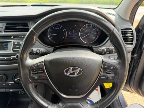 Hyundai i20 1.2 SE Hatchback 5dr Petrol Manual Euro 6 (84 ps) 11