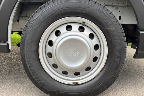 Ford Transit 350 Drw L4 130 ps Single Cab Dropside Truck - Tow Axle 25
