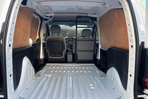 Peugeot Partner 850 S L1 1.6 Hdi 92ps Panel Van - Air Conditioning 13