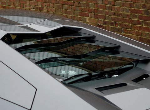 Lamborghini Aventador LP 700-4 17