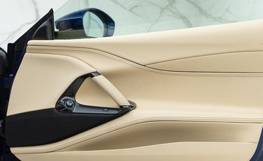 Ferrari 812 Superfast 22