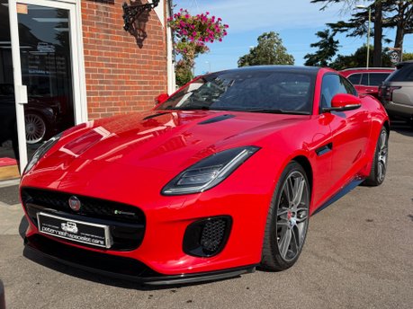 Jaguar F-Type I4 R-DYNAMIC 8