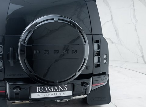 Land Rover Defender 90 D350 X-DYNAMIC HSE HARD TOP URBAN 29