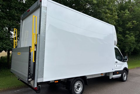 Ford Transit 350 Srw L4 130 ps Luton with Tail Lift 2