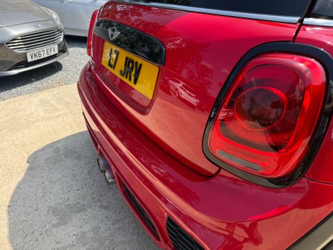 Mini Hatch 2.0 Cooper S Works 210 3dr 47