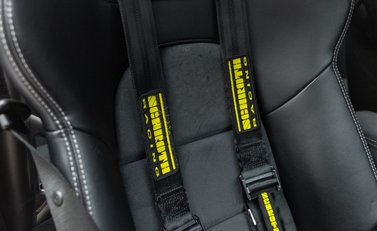 Porsche 911 GT2 RS Weissach (991) 16