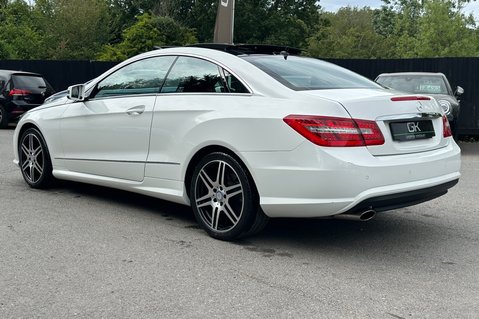 Mercedes-Benz E Class E200 CGI BLUEFF SPORT COUPE AUTOMATIC - LOW MILEAGE -FULL SERVICE HISTORY  2