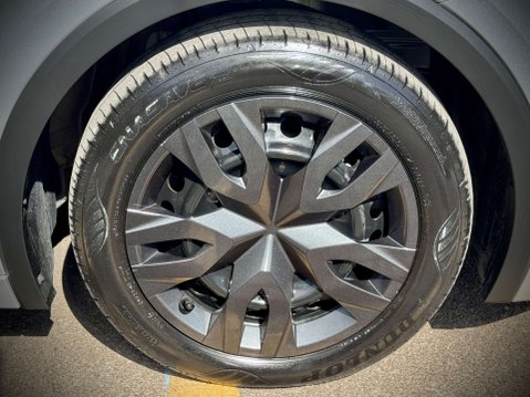 Toyota Prius 1.8 VVT-h Excel Hatchback 5dr Petrol Hybrid CVT Euro 6 (s/s) (122 ps) 79