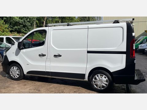 Vauxhall Vivaro 1.6 CDTi 2900 ecoFLEX L1 H1 Euro 5 (s/s) 5dr 21