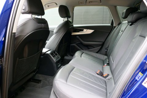 Audi A4 2.0 A4 A-road Sport 45 TFSI Quattro Semi-Auto 4WD 5dr 43