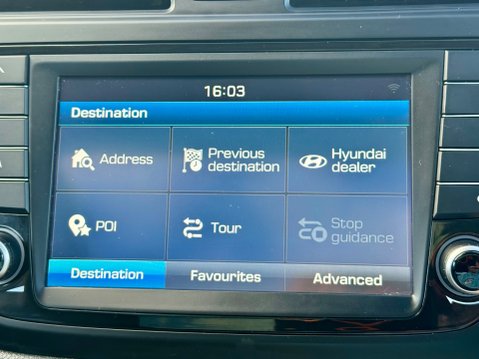 Hyundai i20 MPI PREMIUM SE NAV 31