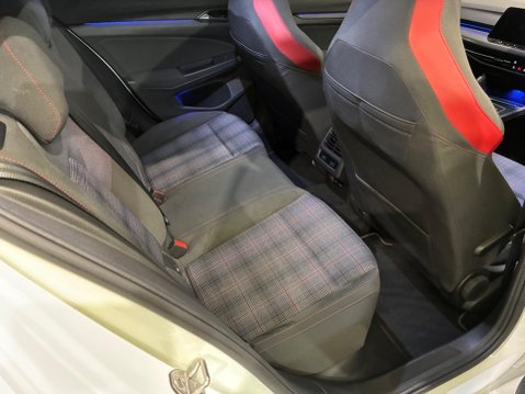 Volkswagen Golf 2.0 TSI GTI DSG Euro 6 (s/s) 5dr 28