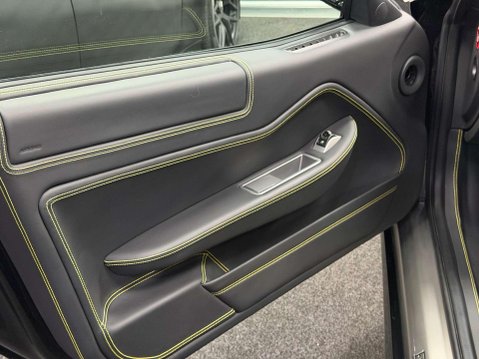 Ferrari 599 6.0 V12 GTB Fiorano Coupe 2dr Petrol F1 Euro 4 (612 bhp) 50