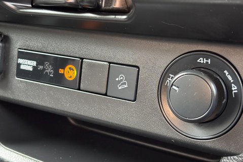 Isuzu D-Max 1.9 TD Utility 4x4 Single Cab Pickup 23