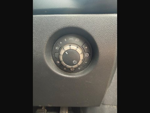 Vauxhall Corsa 1.4i 16v Design 5dr (a/c) 18
