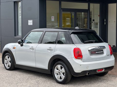 Mini Hatch 1.5 Cooper Auto 5dr 6