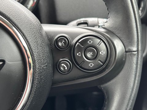 Mini Countryman COOPER 25