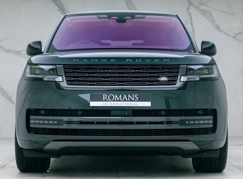 Land Rover Range Rover D350 Autobiography LWB 7 Seater 3