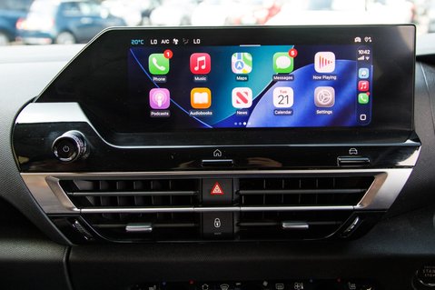Citroen C4 PURETECH SHINE PLUS S/S EAT8 38
