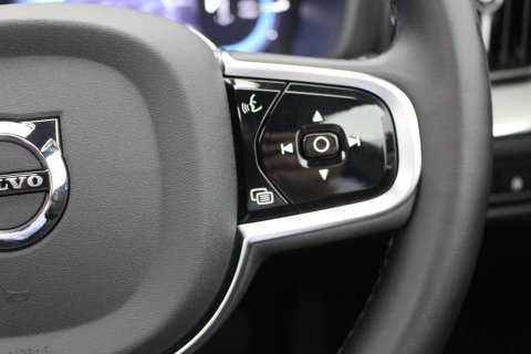Volvo XC60 5dr 2.0 T6 350 RC PHEV Plus Black ED AWD Automatic 23