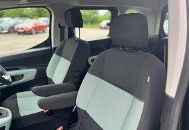 Citroen Berlingo BLUEHDI FEEL M WHEELCHAIR RAMP 32