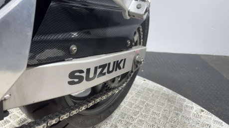 Suzuki Bandit 600 GSF 2001 ONLY 18K MK2 LONG MOT VERY CLEAN 600CC A2 BIKE 12