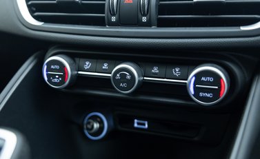 Alfa Romeo Giulia GTAm 27