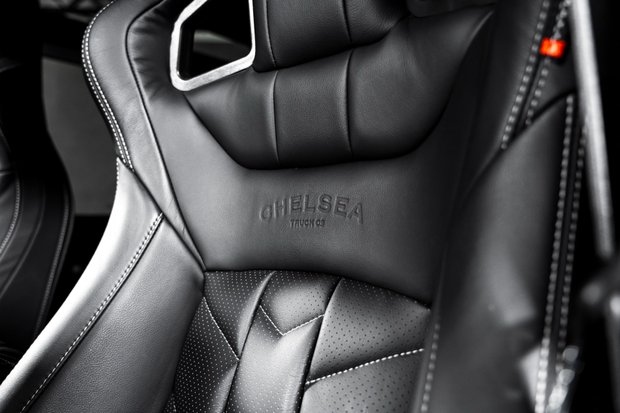 Land Rover Defender CHELSEA TRUCK CO. NOW SOLD. SIMILAR REQUIRED. PLEASE CALL 01903 254800. 5