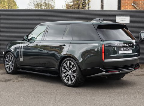 Land Rover Range Rover D350 AUTOBIOGRAPHY LWB 4