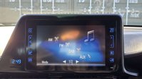 Toyota C-HR 1.8 VVT-h Icon SUV 5dr Petrol Hybrid CVT Euro 6 (s/s) (122 ps) 29